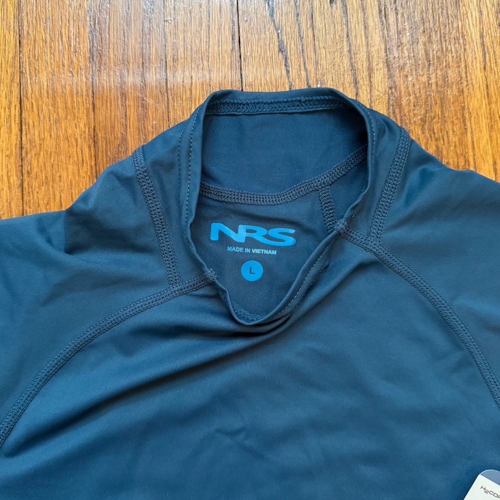 NRS H2Core Rashguard Paddling Shirt NWT - Picture 6 of 9
